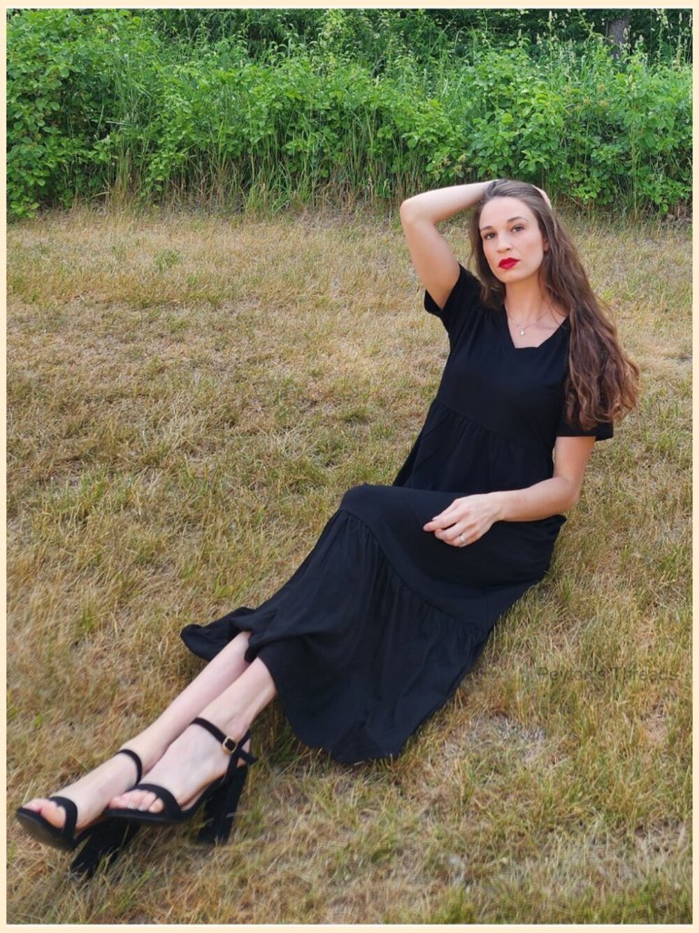 V Neck Swing Dress Flowy Tiered Maxi Beach Sundress with Pockets - Picture 6 of 6